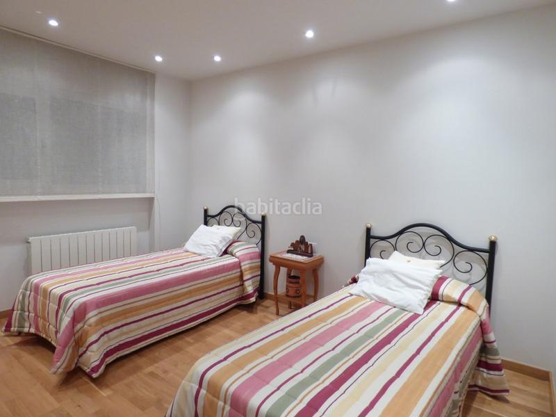 Foto 864bb45d-94b5-4b7e-b9e6-0cf9e576656d. Casa amb calefacció aparcament a Font dels Capellans - Sagrada Familia Manresa