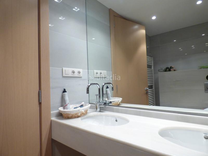 Foto b07422cc-ffa8-4cbf-82a4-12ab64483f62. Casa amb calefacció aparcament a Font dels Capellans - Sagrada Familia Manresa