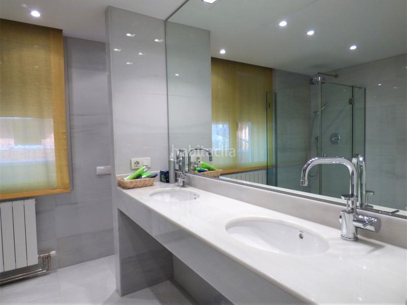 Foto b36549ed-7d1f-4b69-8360-ca0c9a69234f. Casa amb calefacció aparcament a Font dels Capellans - Sagrada Familia Manresa