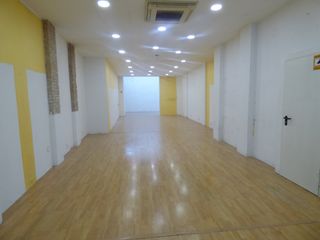 Business premise in Centre - Passeig i Rodalies