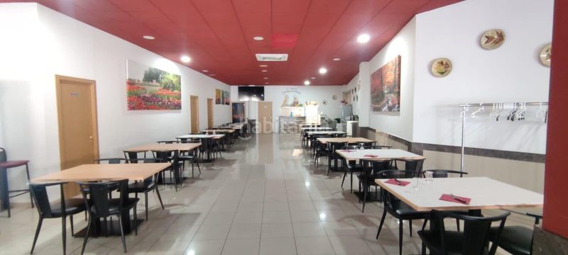 Foto 49b1b5bb-0501-42af-abb2-c0ee26f988e6. Traspaso local comercial oportunidad de negocio en pleno funcionamiento en Manresa