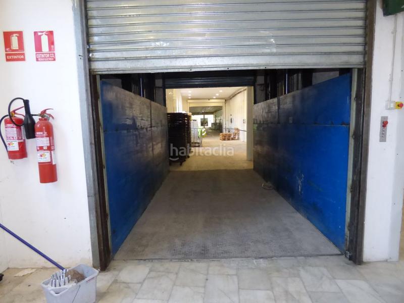 Foto 6edd6baa-d5a8-4f67-a5a9-ca83025ae646. Fabrikhalle in Navàs