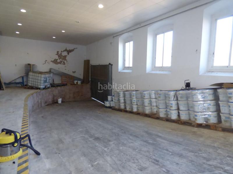 Foto 7ef9d313-9fe7-4c7f-a134-dffd4b4c0fb2. Fabrikhalle in Navàs