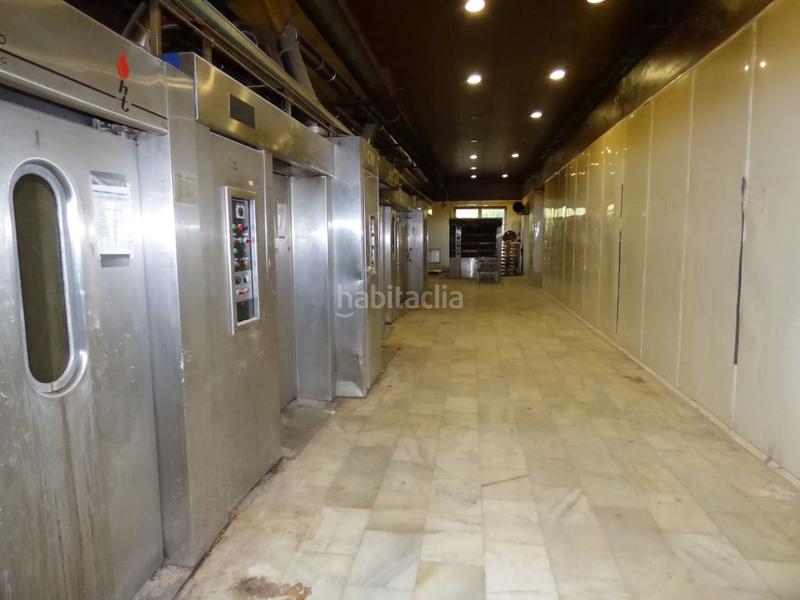 Foto 981b97ae-5567-4958-aa20-c1e1aca47fe7. Fabrikhalle in Navàs