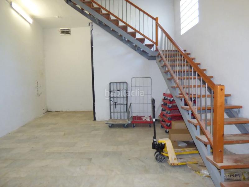 Foto f0c1d1af-0375-4b45-a37d-a1d74915357f. Fabrikhalle in Navàs