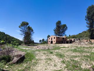 Mas dans Mura. Finca rustica  granja de cultivo para rehabilitar