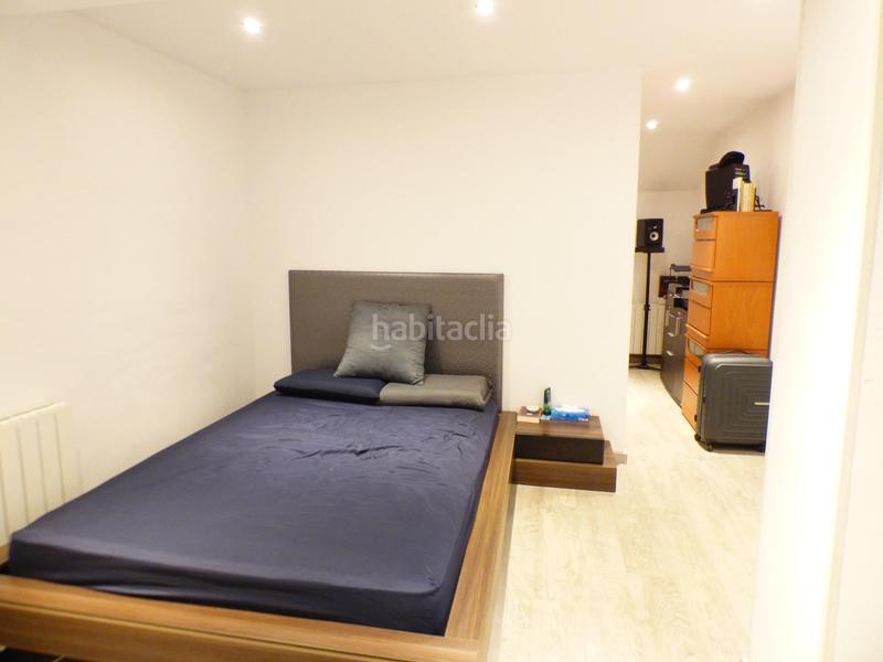 Foto 52cb3d2c-628d-4f94-9730-f8418a181397. Dúplex maravilloso duplex invertido en venta con 3 habitaciones en Badalona