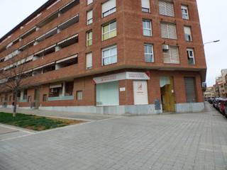 Miete Geschäftsraum in Escodines. Local comercial en alquiler en la zona de oms i de prat