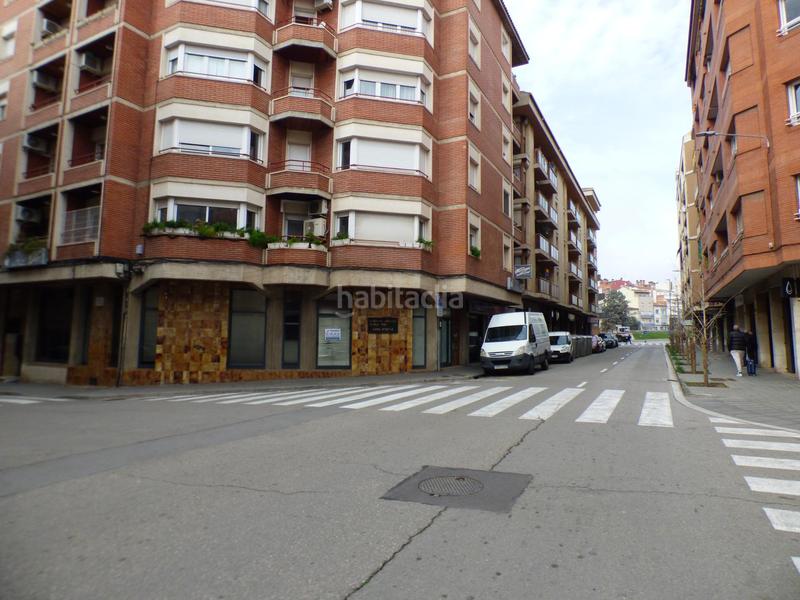 Foto bc736ef6-edfd-45f5-b95e-280542c4c969. Business premise in Poble Nou Manresa