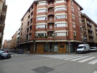 Local Comercial a Poble Nou. Local comercial esquinero en la zona de poble nou
