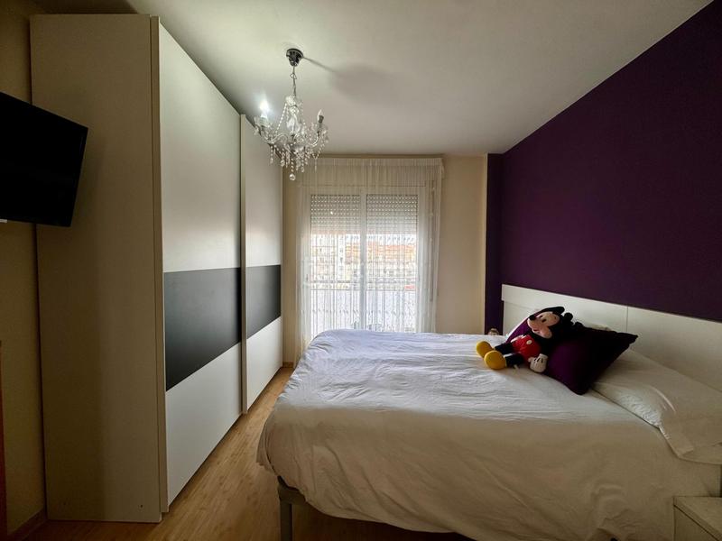 Foto 14f6606f-9df3-4ea4-86ea-6a72af444590. Appartement avec chauffage parking dans Font dels Capellans - Sagrada Familia Manresa