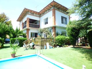 Chalet dans Sant Salvador de Guardiola. Vive el lujo natural exclusiva casa independiente en sant salvad
