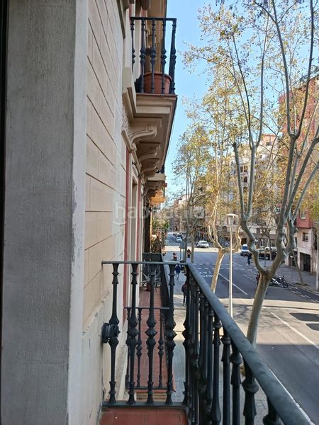 Foto 022daa85-e8fa-4495-b996-3e86edd0a6fa. Pis amb calefacció a El Camp de l´Arpa del Clot Barcelona