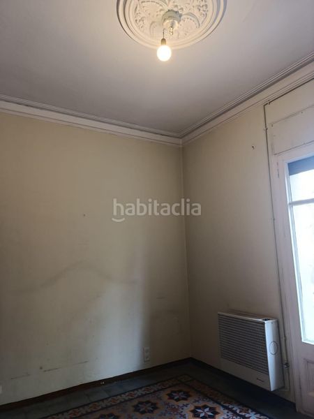 Foto 665575a6-54b2-4ed4-b1c1-15ade1b0fe9e. Pis amb calefacció a El Camp de l´Arpa del Clot Barcelona