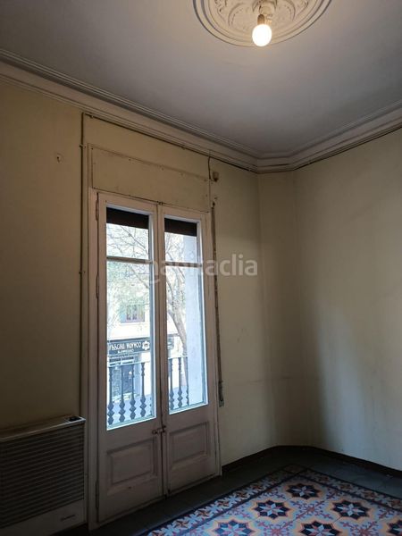 Foto d4a70cba-3279-4e94-87fb-4ef91e1754ec. Pis amb calefacció a El Camp de l´Arpa del Clot Barcelona