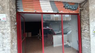 Alquiler Local Comercial en Carrer de rosselló 36. ¡local diáfano!