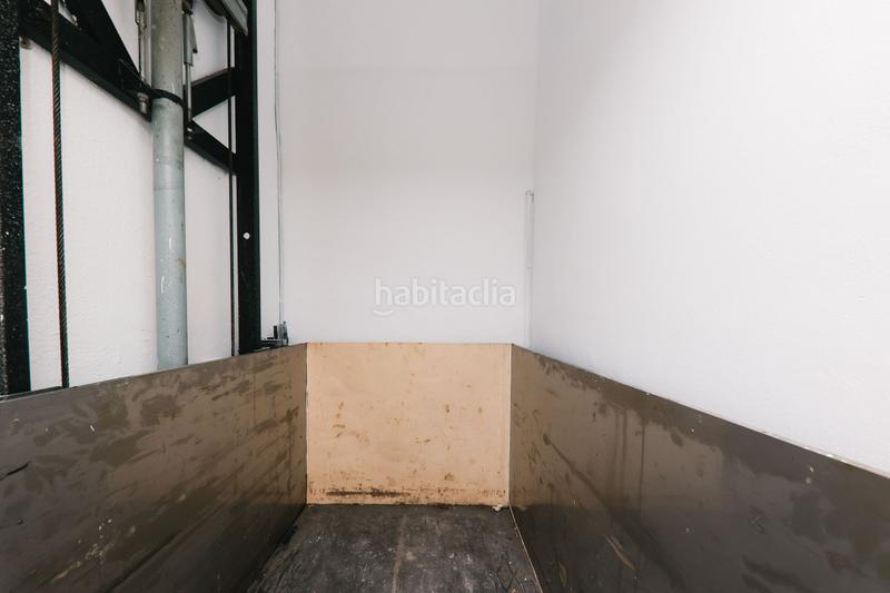 Foto 2a1498ab-09ce-4894-8fb8-164e5854460f. Local comercial a Sant Climent de Llobregat