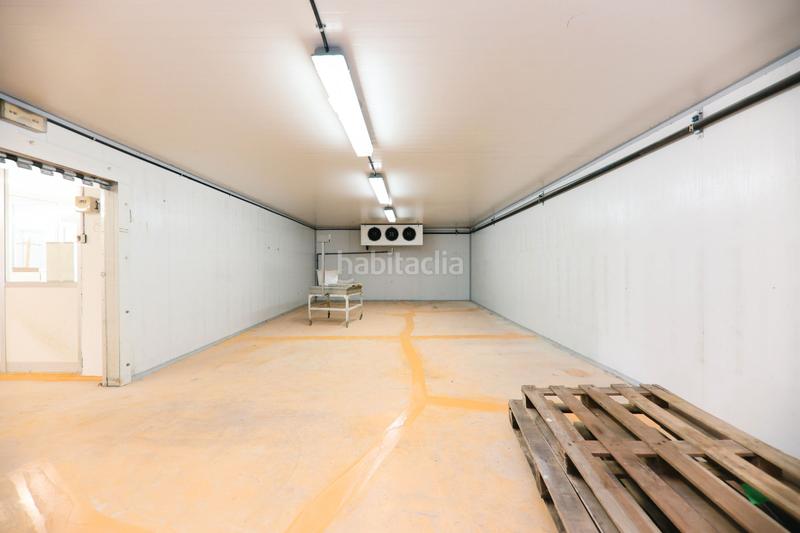 Foto 2f41884f-907b-4ab9-ba05-169e93309048. Local comercial a Sant Climent de Llobregat
