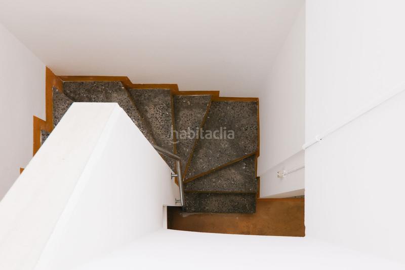 Foto 98f3b6a7-f88d-488a-b9ad-cf81d8ae3616. Local comercial a Sant Climent de Llobregat