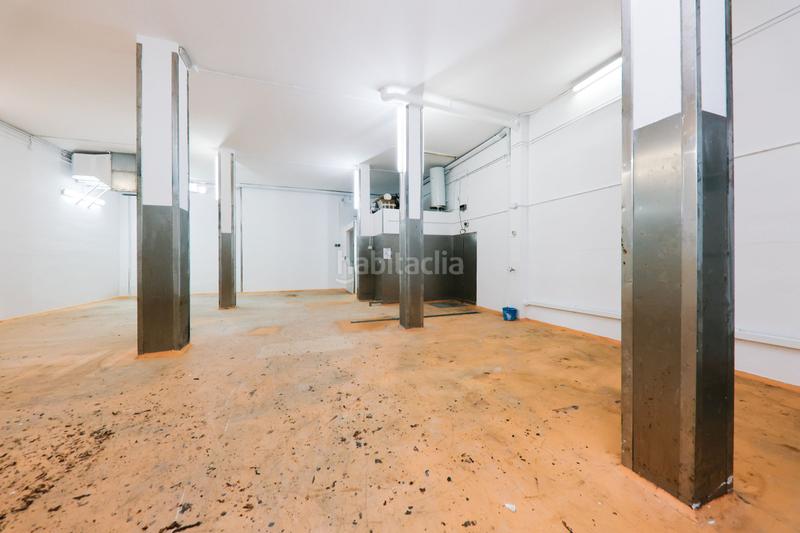 Foto a62b0cc4-ea24-42e6-a108-659815b35441. Local comercial a Sant Climent de Llobregat