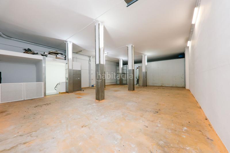 Foto b72419f0-7443-492a-b45f-6880f2c33255. Local comercial a Sant Climent de Llobregat