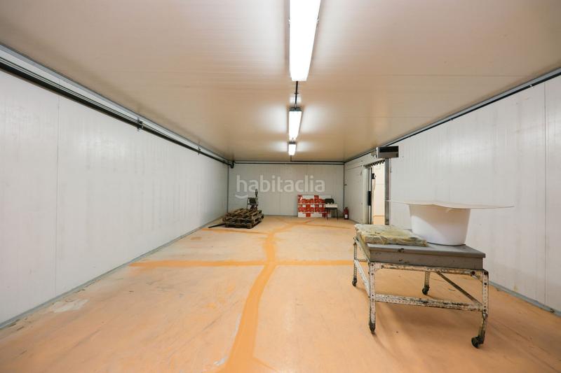 Foto e78703c2-7081-482a-b71d-d197c3d1ccbc. Local comercial a Sant Climent de Llobregat