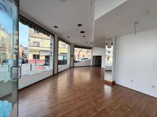 Local commercial  Plaça de la generalitat. ¡el lugar ideal para hacer crecer tu negocio!