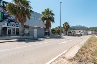 Bâtiment à usage industriel à Carrer de can vinyals 23. ¡inversión de impacto, edificio comercial de alta rentabilidad e