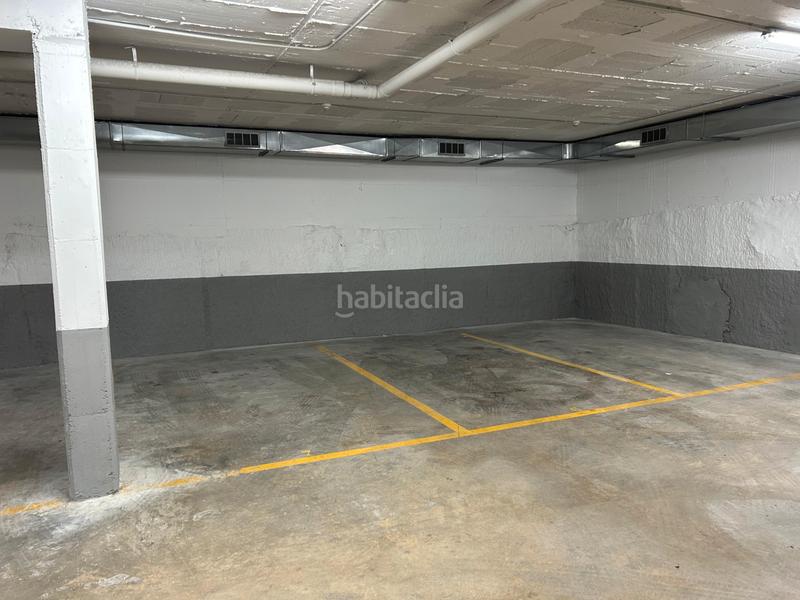 Foto 4100849e-2570-4604-881a-417b25296700. Posto auto in carrer de rafael casanova 57 in Vilamarina Viladecans