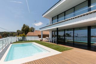 House  Carrer de l'espígol. Una villa de ensueño en albarrosa, viladecans.