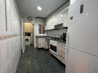 Pis  Carrer d'antoni gaud. Piso de 4 habitaciones en zona marianao