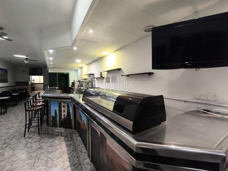 Foto ac16ae0b-e95e-446c-9d9a-abcd4a80ba0b. Alquiler local comercial ¡empieza tu negocio desde ya! en Sant Boi de Llobregat