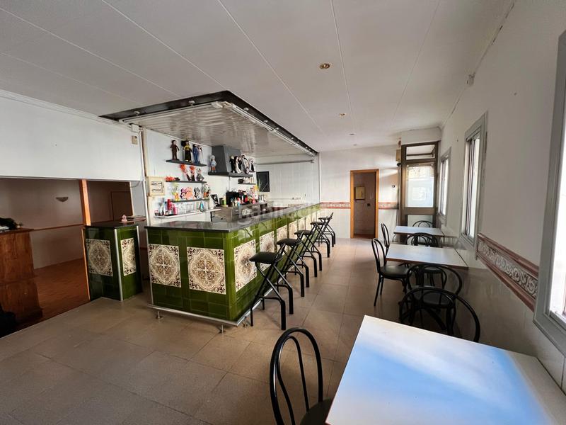 Foto fd314f71-a9a3-47c8-bcf1-c15fe27c58d1. Local comercial local con múltiples posibilidades en vinyets, sant boi en Sant Boi de Llobregat