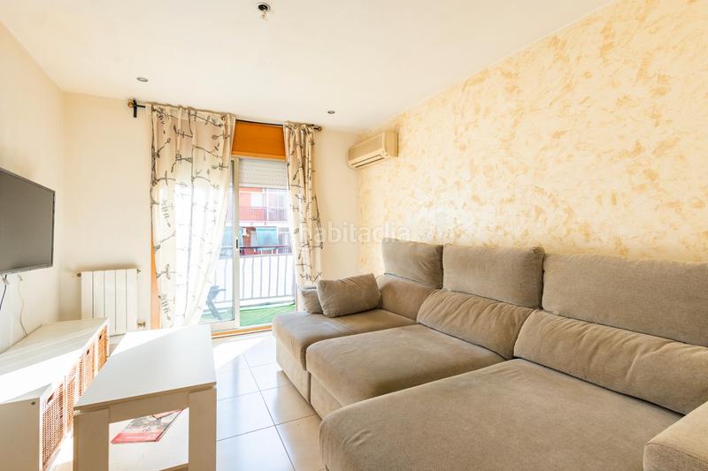 Foto 61a4ab42-6f27-41ff-80d1-e523c664559e. Piso ¡piso listo para entrar a vivir , zona carretera sant climent! en Viladecans