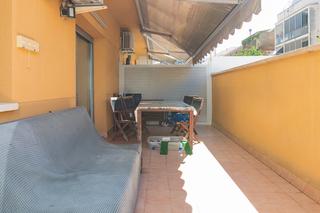 Pis  Avinguda del segle xxi. Piso con terraza a nivel de 25m² y con plaza de parking en la mi