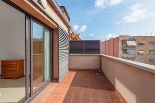 Casa adossada  Placeta de molins. Casa apareada en venta en el casco antiguo de viladecans – espac