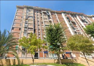 Piso  Carrer del bedoll 8. ¡especial inversores! vivienda de 3 habitaciones en una finca co