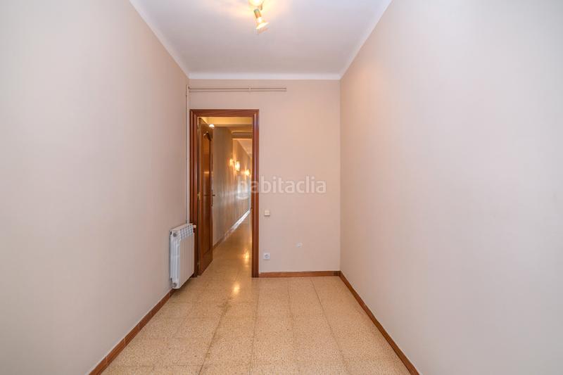 Foto d8a0a440-99ba-4945-a811-311a9bcf2c72. Flat with heating in La Gavarra Cornellà de Llobregat