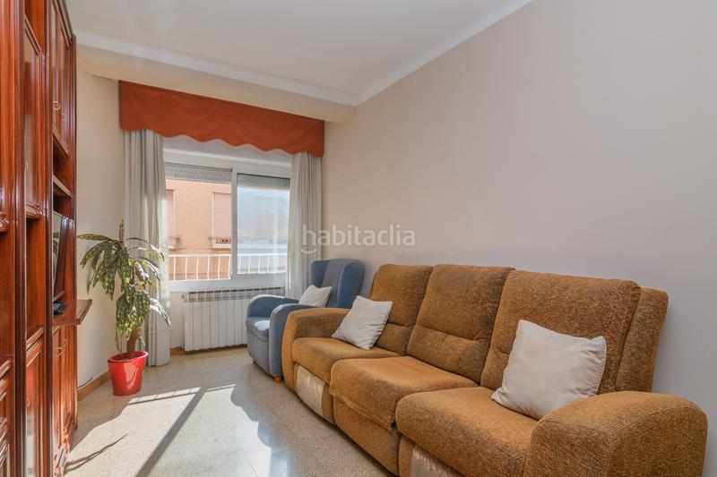 Foto f5bf1cab-7f2b-499f-b6df-52fbc97face3. Flat with heating in La Gavarra Cornellà de Llobregat