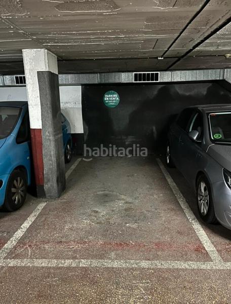 Foto 205eb24d-ef34-4e4e-be32-978cfd1e6777. Car parking in La Gavarra Cornellà de Llobregat