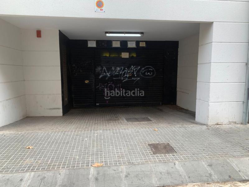 Foto c9a6b4f3-0eee-404f-a5a4-58645e7810ee. Car parking in La Gavarra Cornellà de Llobregat