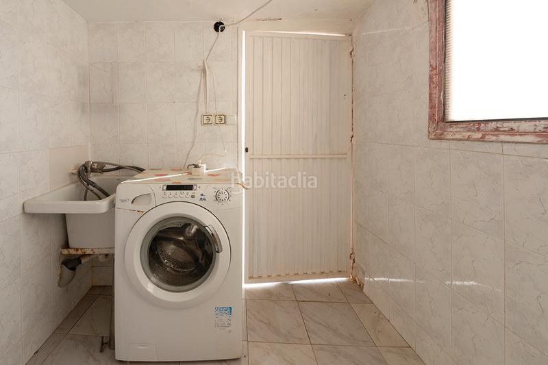 Foto 0440dc39-e186-4541-b95f-fc20465597d4. Casa amb calefacció aparcament a Els Canons - Les Orioles - Can Paulet Sant Boi de Llobregat