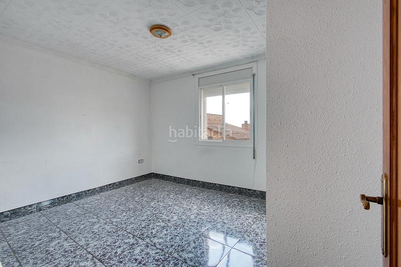 Foto 299bcd73-65ae-4298-9287-b3e6b5ad651a. Casa amb calefacció aparcament a Els Canons - Les Orioles - Can Paulet Sant Boi de Llobregat