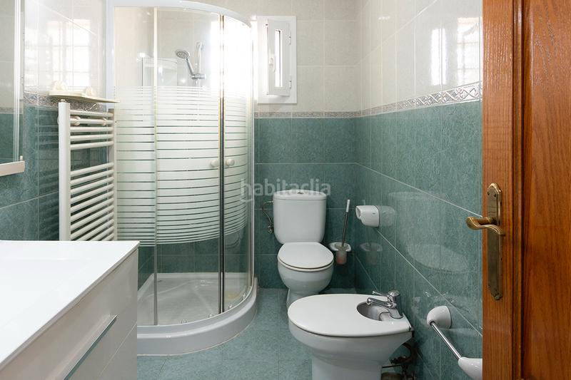 Foto 2c7bf32e-3773-44d9-bf51-c4f5854e54cf. Casa amb calefacció aparcament a Els Canons - Les Orioles - Can Paulet Sant Boi de Llobregat