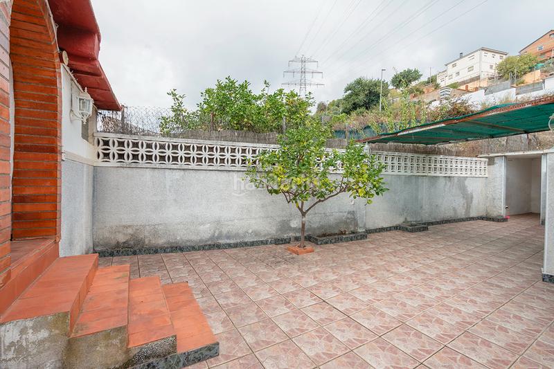 Foto 5738b69c-a508-4e07-98d5-cd8160eb9364. Casa amb calefacció aparcament a Els Canons - Les Orioles - Can Paulet Sant Boi de Llobregat