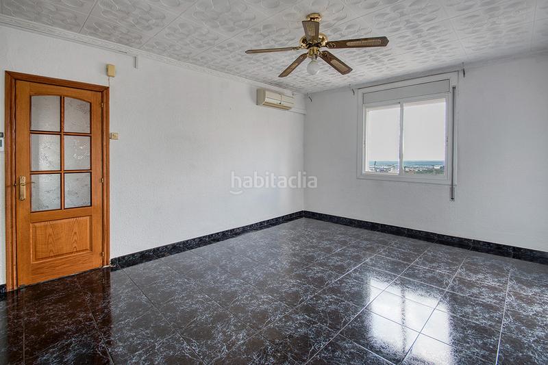 Foto 87221d48-ce6c-484a-adf3-b74844dae70b. Casa amb calefacció aparcament a Els Canons - Les Orioles - Can Paulet Sant Boi de Llobregat