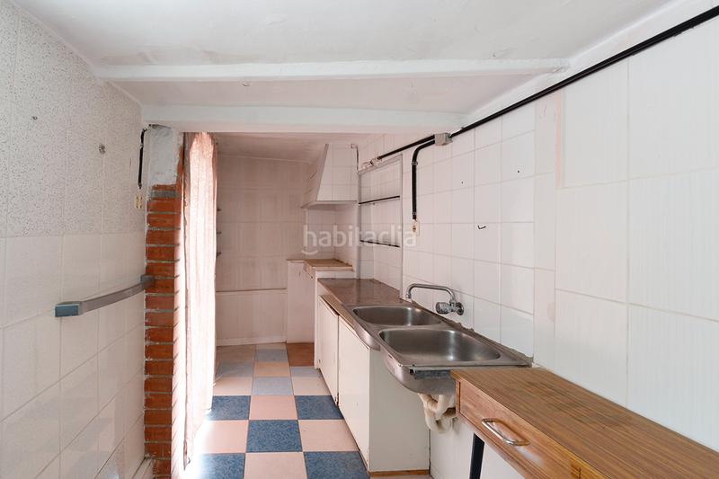 Foto a7a6d64c-0e85-4a91-b42b-c48724439c22. Casa amb calefacció aparcament a Els Canons - Les Orioles - Can Paulet Sant Boi de Llobregat