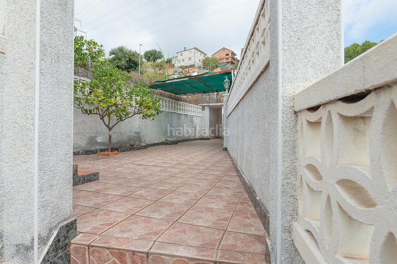 Foto d6a045f5-0ed4-4700-b4b1-227e024174e0. Casa amb calefacció aparcament a Els Canons - Les Orioles - Can Paulet Sant Boi de Llobregat