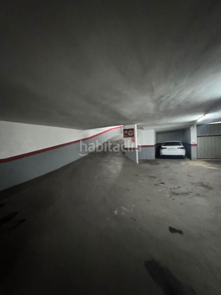 Foto bc1ed736-aef4-4a1a-a007-6ebd887d4d72. Posto auto in Centre Viladecans