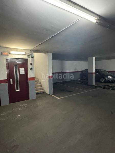 Foto cb882af5-058b-48d6-a020-550615779eb1. Posto auto in Centre Viladecans